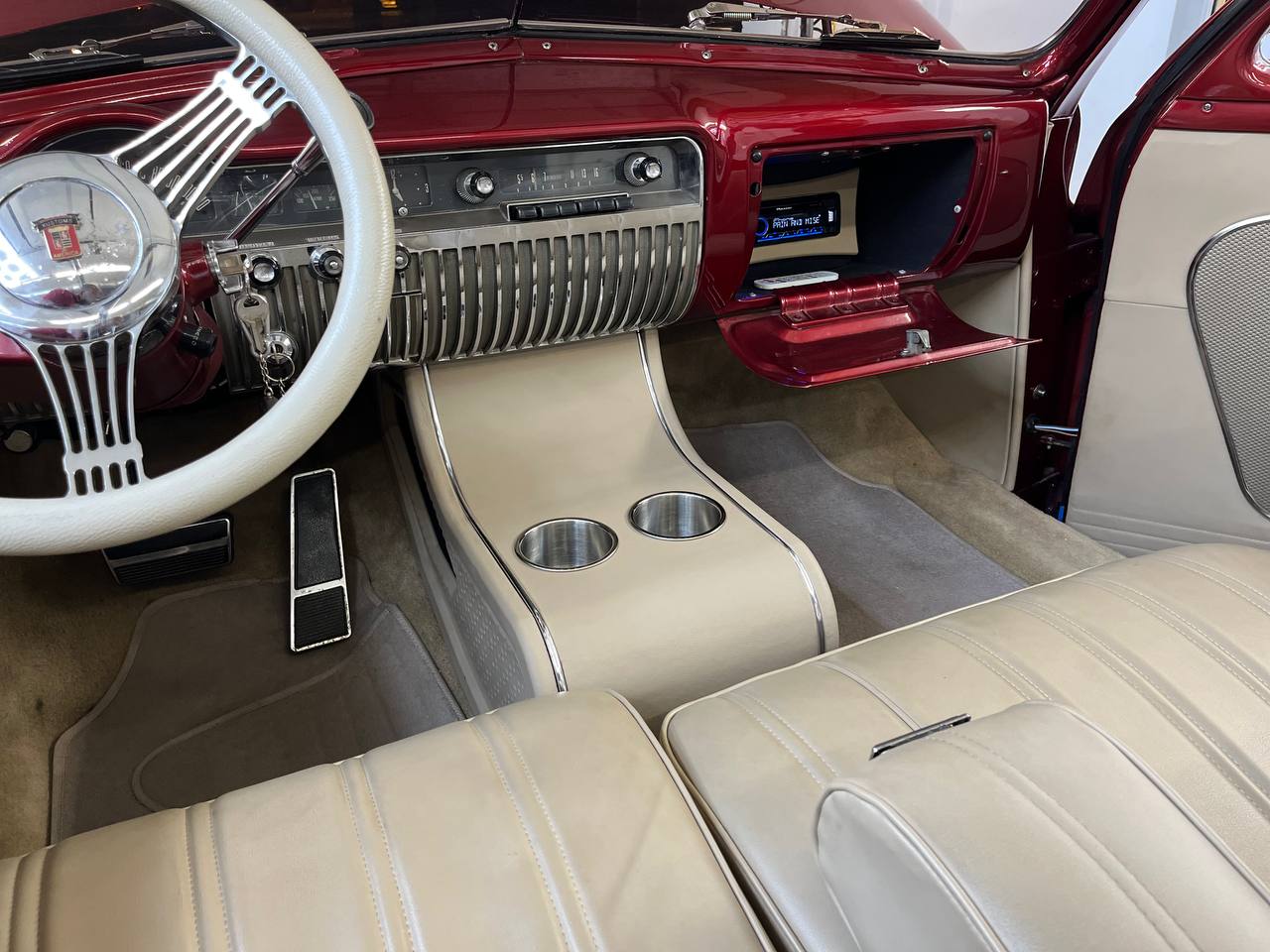 Center Console for Classic Red Car