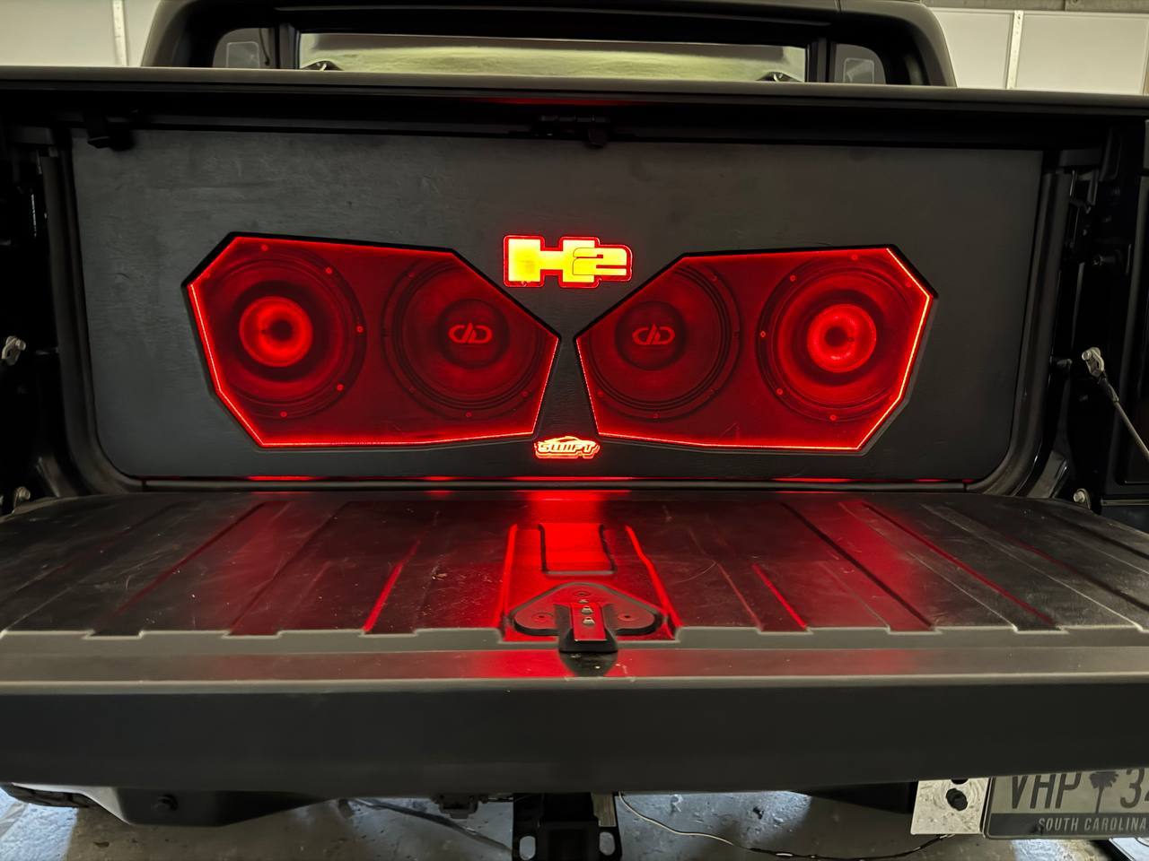Hummer H2 Custom Sub with Red LED